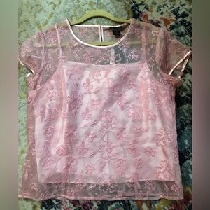 Women’s size large, NWT, pink silk top  with attached camisole